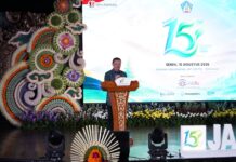 HUT ke-15 Jamkrida Bali Mandara, Gubernur Koster Tekankan UMKM Tetap Jadi Prioritas Sekda Bali Dewa Made Indra saat menghadiri perayaan HUT ke-15 PT Jamkrida Bali Mandara dan peluncuran logo baru perusahaan di Taman Budaya Bali
