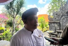 Ketua DPRD Tabanan Kesal Rapat Ranperda Tak Dihadiri Pimpinan OPD dan Sekda Ketua DPRD Tabanan I Nyoman Arnawa bahas penyertaan modal Perumda