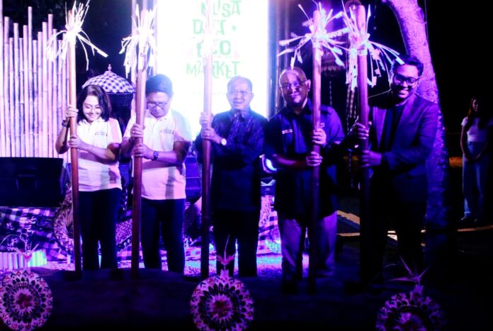 Gubernur Bali Wayan Koster membuka Nusa Dua Eco Market 2026 bersama Bupati Badung di kawasan Peninsula The Nusa Dua