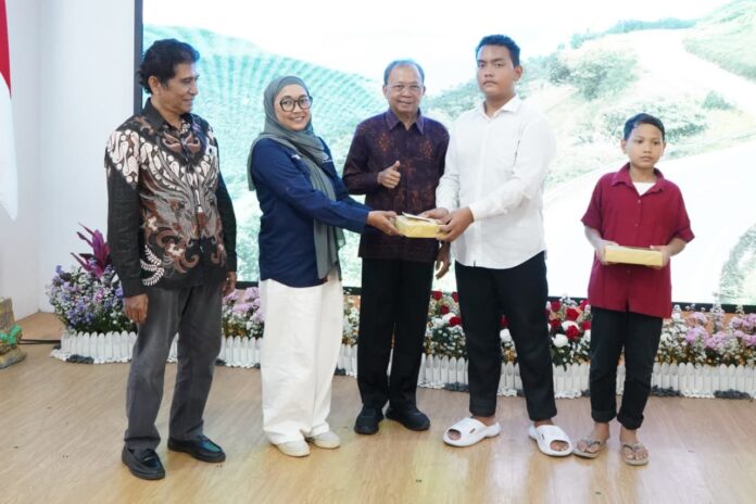 Wayan Koster menghadiri HUT IWO Bali ke-1 di Aula Dinas Pariwisata Bali
