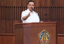 Pemprov Bali Perkuat Pengadaan Barang dan Jasa, Dorong UMK-K dan Produk Dalam Negeri Dewa Made Indra saat membuka advokasi pengadaan barang dan jasa serta clearing house Pemprov Bali
