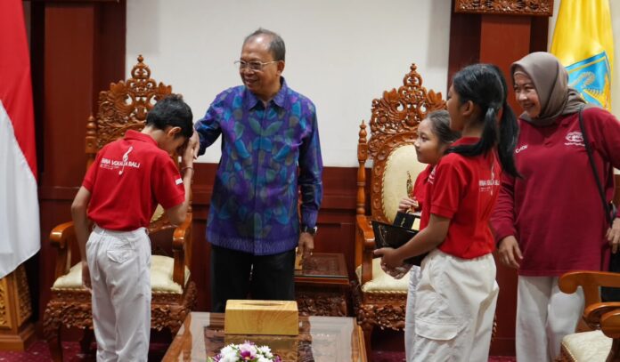 Bina Vokalia Bali bertemu Gubernur Bali Wayan Koster usai juara di kompetisi paduan suara Tokyo 2026