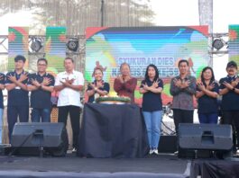 Gubernur Koster Dorong FEB Unud Kenalkan Ekonomi Kerthi Bali Gubernur Bali Wayan Koster saat menghadiri Dies Natalis ke-59 FEB Universitas Udayana