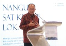 Koster Buka 3 Pintu Ekonomi Karbon Bali, PLTS Bisa Tembus 1.200 MWp Gubernur Bali Wayan Koster saat Indonesia Carbon and Biodiversity Summit 2026