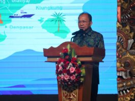 Koster: Lahan Pertanian Bali Harus Dilindungi dari Investasi Wayan Koster bicara perlindungan lahan pertanian Bali