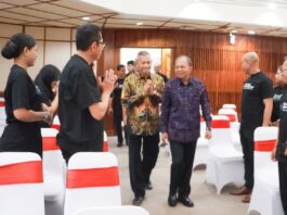 Koster: Digitalisasi dan Keluarga Perkuat Antikorupsi Bali Gubernur Bali Wayan Koster bersama KPK dalam Bimtek Keluarga Berintegritas