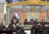 DPRD Tabanan Bahas Penyertaan Modal, Perumda dan Jamkrida A.A. Dharma Putra menyampaikan laporan Pansus III dalam rapat paripurna DPRD Tabanan