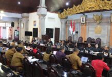 DPRD Tabanan Bahas LP2B, Pemilik Lahan Bisa Dapat Insentif Pansus V DPRD Tabanan membahas Ranperda LP2B dan perlindungan lahan pertanian
