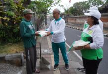 Rajin Bersih-bersih Dapat Beras 5 Kg, Gerakan Kulkul PKK di Denpasar Warga Denpasar mendapat apresiasi beras 5 kilogram dalam Gerakan Kulkul PKK