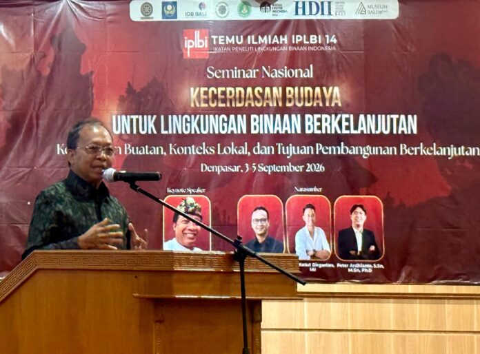 Gubernur Bali Wayan Koster saat membuka TI IPLBI ke-14 di Universitas Udayana Denpasar