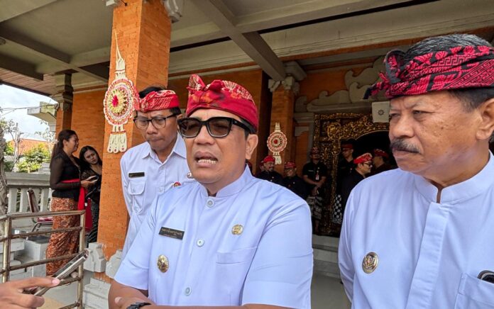 Bupati Tabanan I Komang Gede Sanjaya