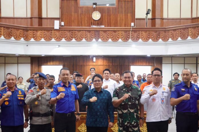 Wagub Bali Giri Prasta saat Rakor Samasta Raksa Bali