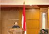 Gubernur Wayan Koster menyampaikan jawaban RAPBD Bali 2027 dalam rapat paripurna DPRD Bali.