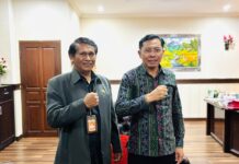 Bawaslu Tabanan Temui Sekda, Bahas Penguatan Pengawasan Pemilu Ketua Bawaslu Tabanan bertemu Sekda Kabupaten Tabanan membahas penguatan kelembagaan dan evaluasi Pemilu 2024.