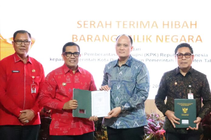 Bupati Tabanan menerima hibah tanah eks barang rampasan KPK seluas 2.000 meter persegi
