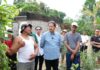 Wabup Tabanan I Made Dirga meninjau rumah warga yang terbakar di Banjar Tegeh, Desa Angseri, Baturiti.